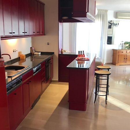 Loft Acogedor Con Terraza Y Parking En El Centro Apartment Huesca Bagian luar foto
