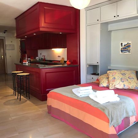 Loft Acogedor Con Terraza Y Parking En El Centro Apartment Huesca Bagian luar foto