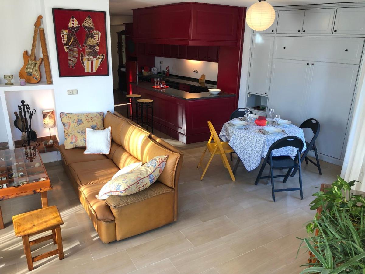 Loft Acogedor Con Terraza Y Parking En El Centro Apartment Huesca Bagian luar foto