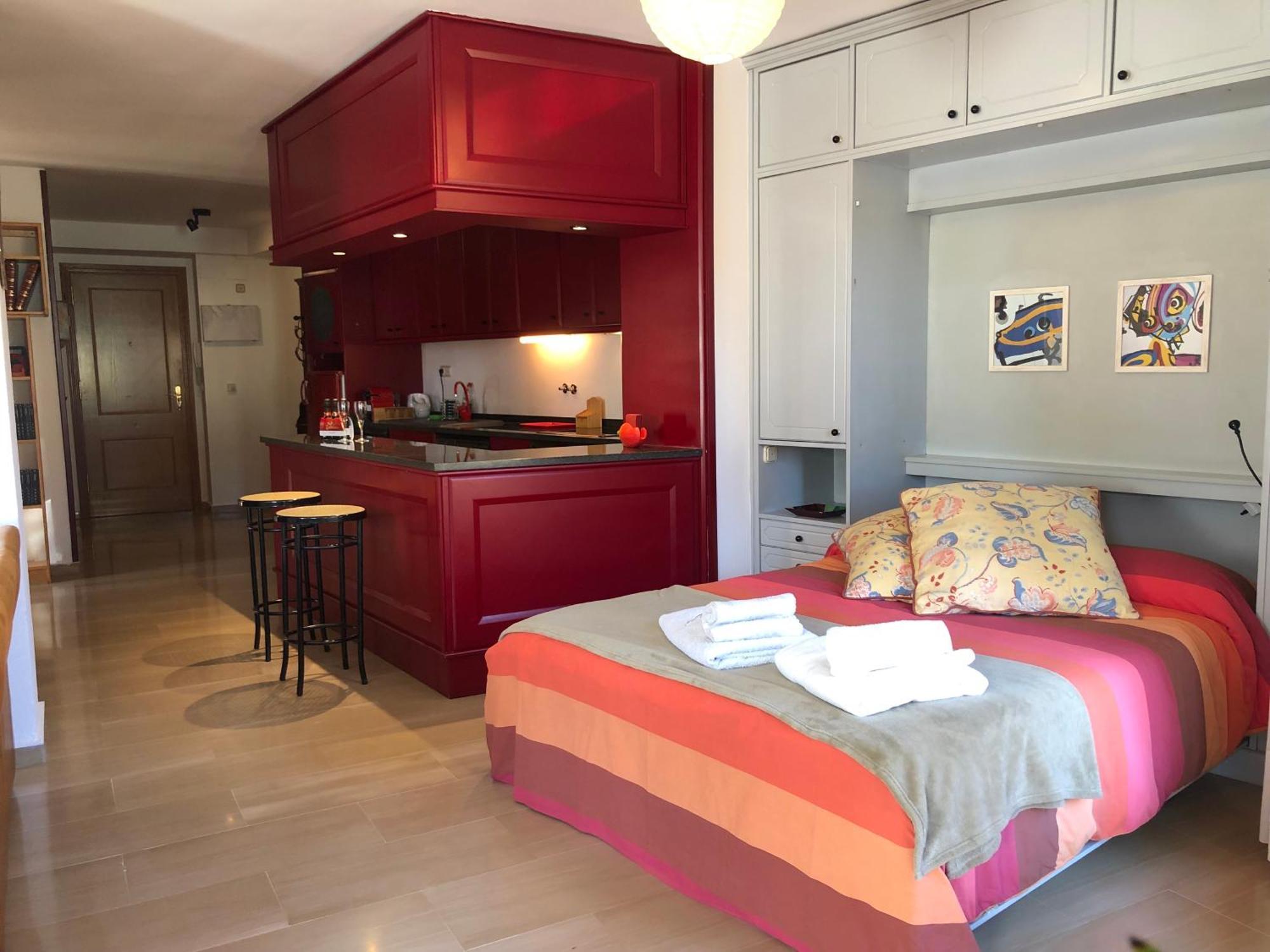 Loft Acogedor Con Terraza Y Parking En El Centro Apartment Huesca Bagian luar foto
